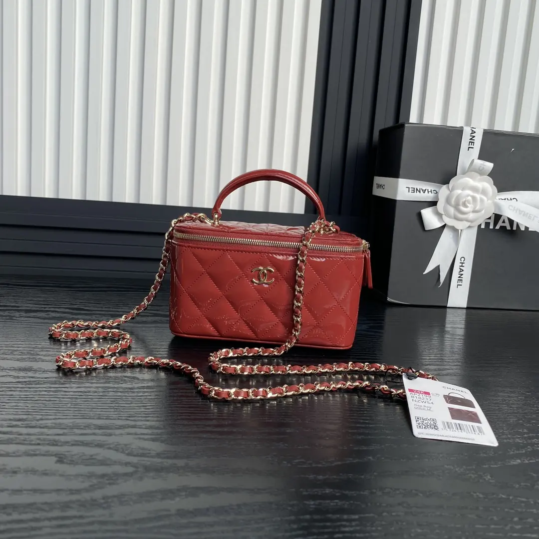 Chanel Style Leather Chain Bag Lookbook Reference image 1