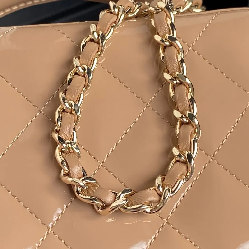 Chanel Style Leather Chain Bag Lookbook Reference image 4