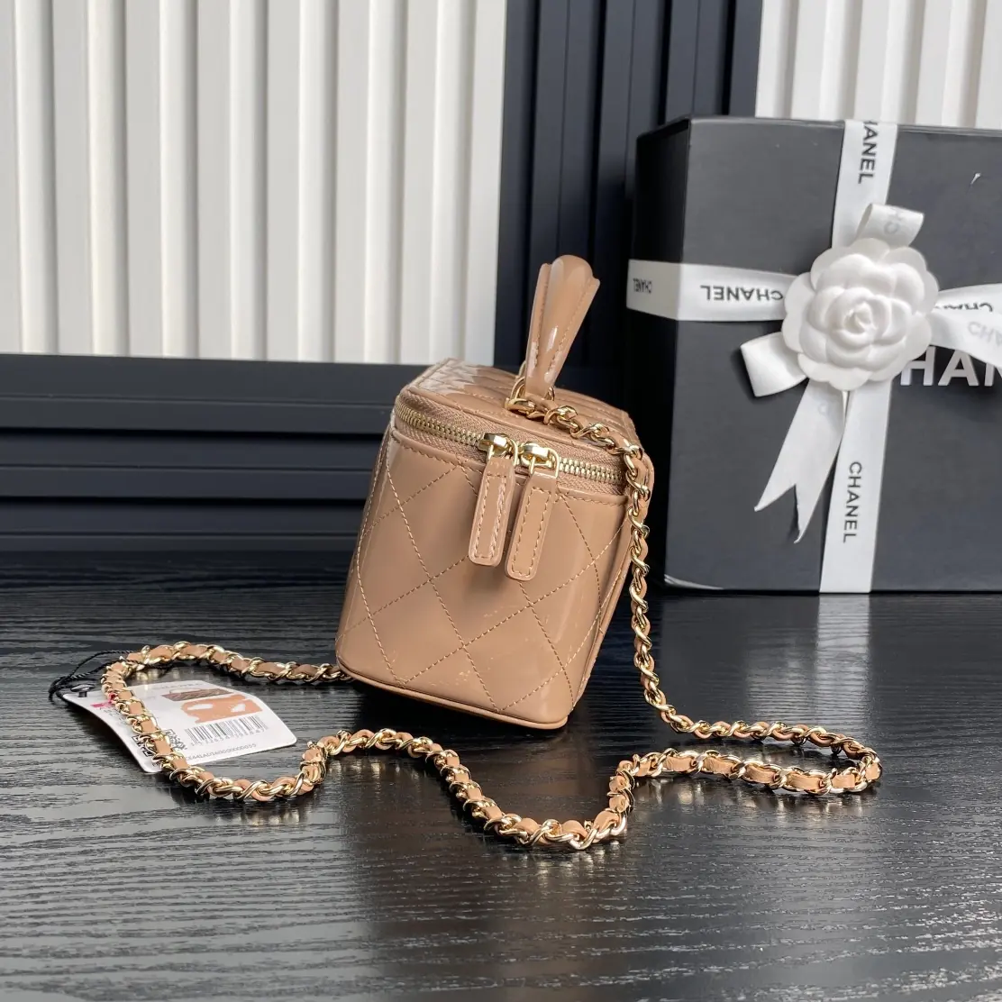 Chanel Style Leather Chain Bag Lookbook Reference image 6
