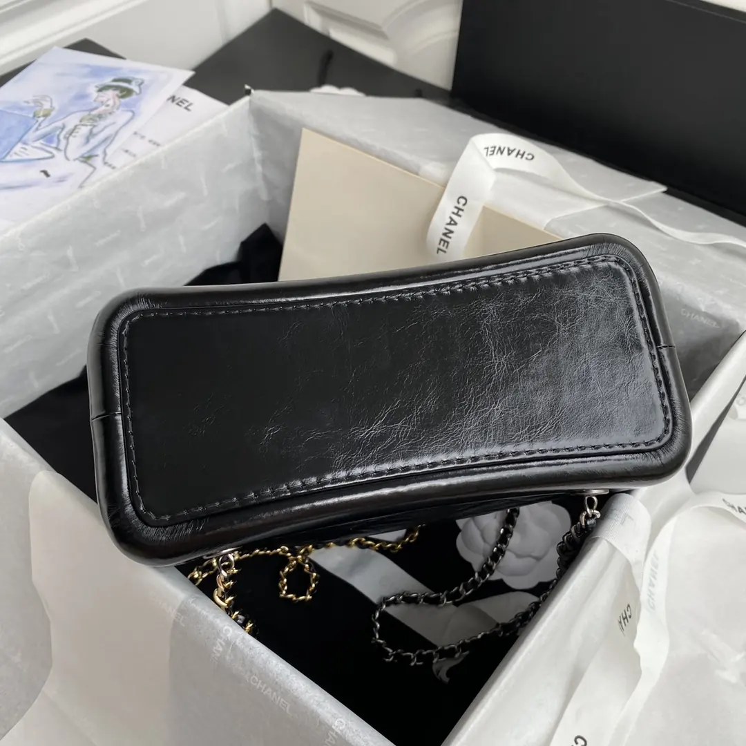 Chanel Style Leather Chain Bag Lookbook Reference image 5