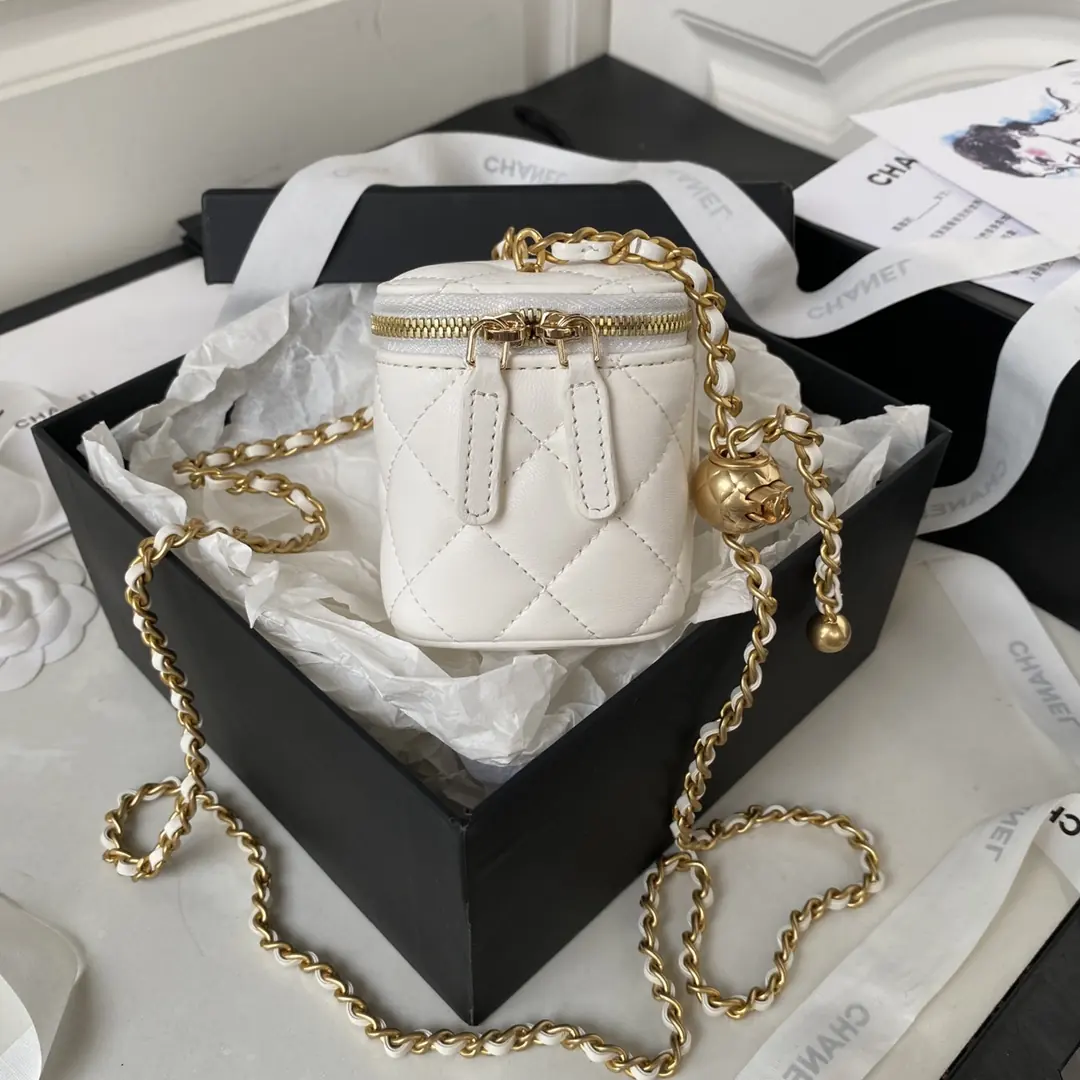 Chanel Style Leather Chain Bag Lookbook Reference image 6