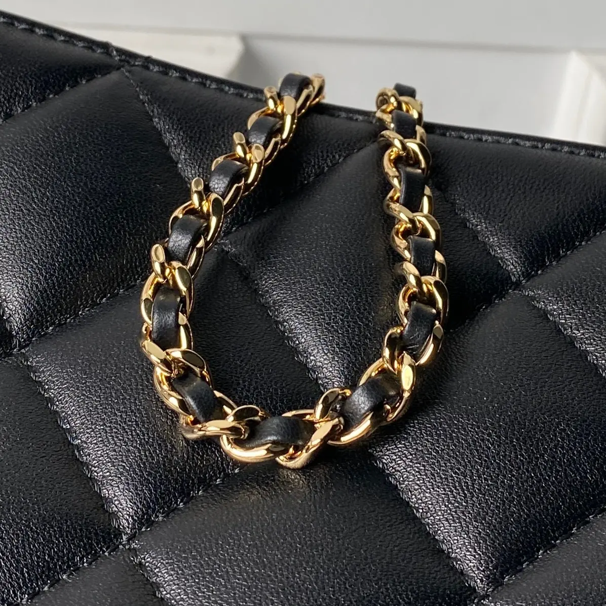 Chanel Style Leather Crossbody Bag Lookbook Reference image 4