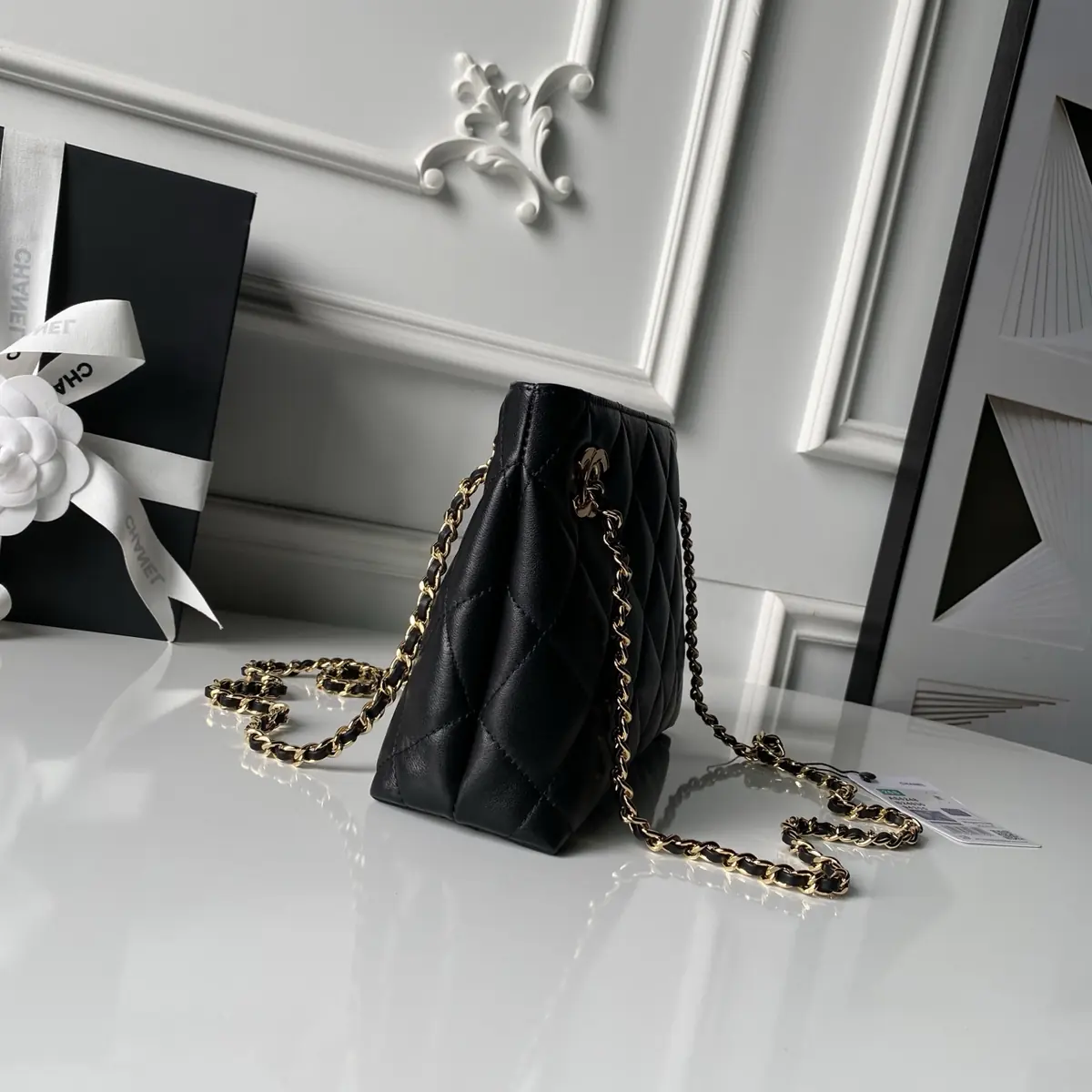 Chanel Style Leather Crossbody Bag Lookbook Reference image 5