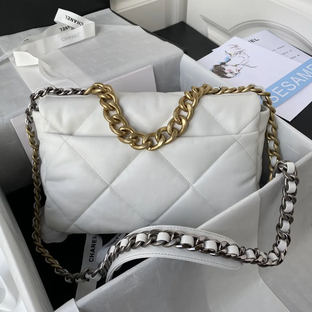 Chanel Style Leather Crossbody Bag Lookbook Reference image 1