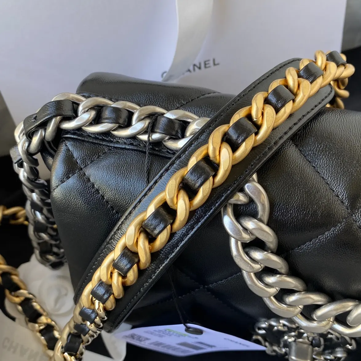 Chanel Style Leather Crossbody Bag Lookbook Reference image 5