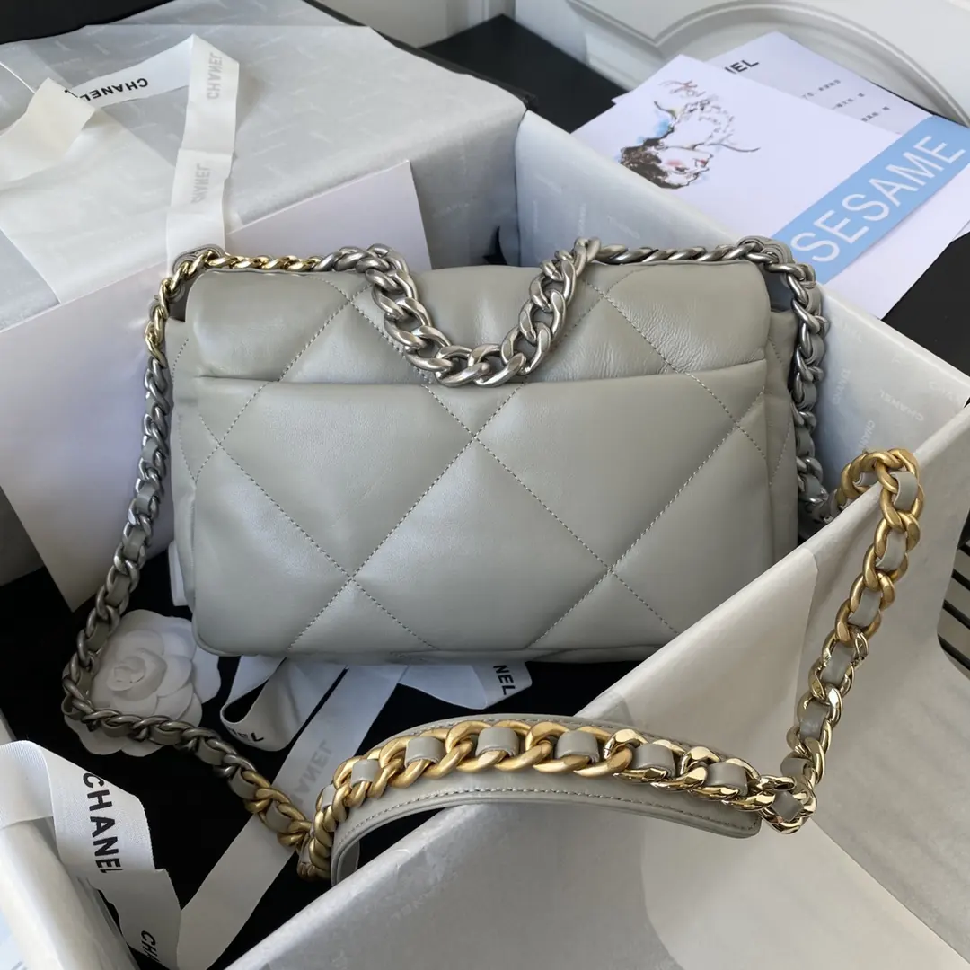 Chanel Style Leather Crossbody Bag Lookbook Reference image 1