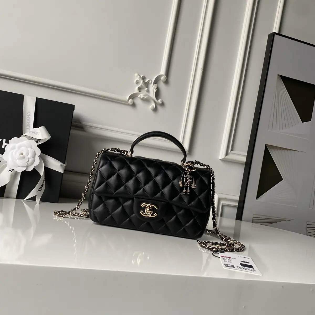 Chanel Style Leather Crossbody Bag Lookbook Reference image 1