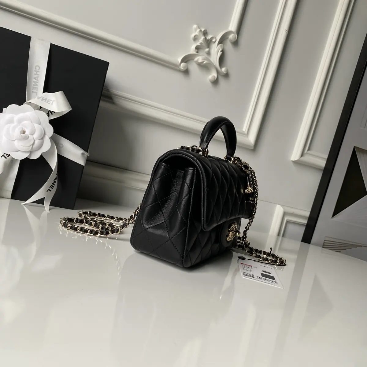 Chanel Style Leather Crossbody Bag Lookbook Reference image 6