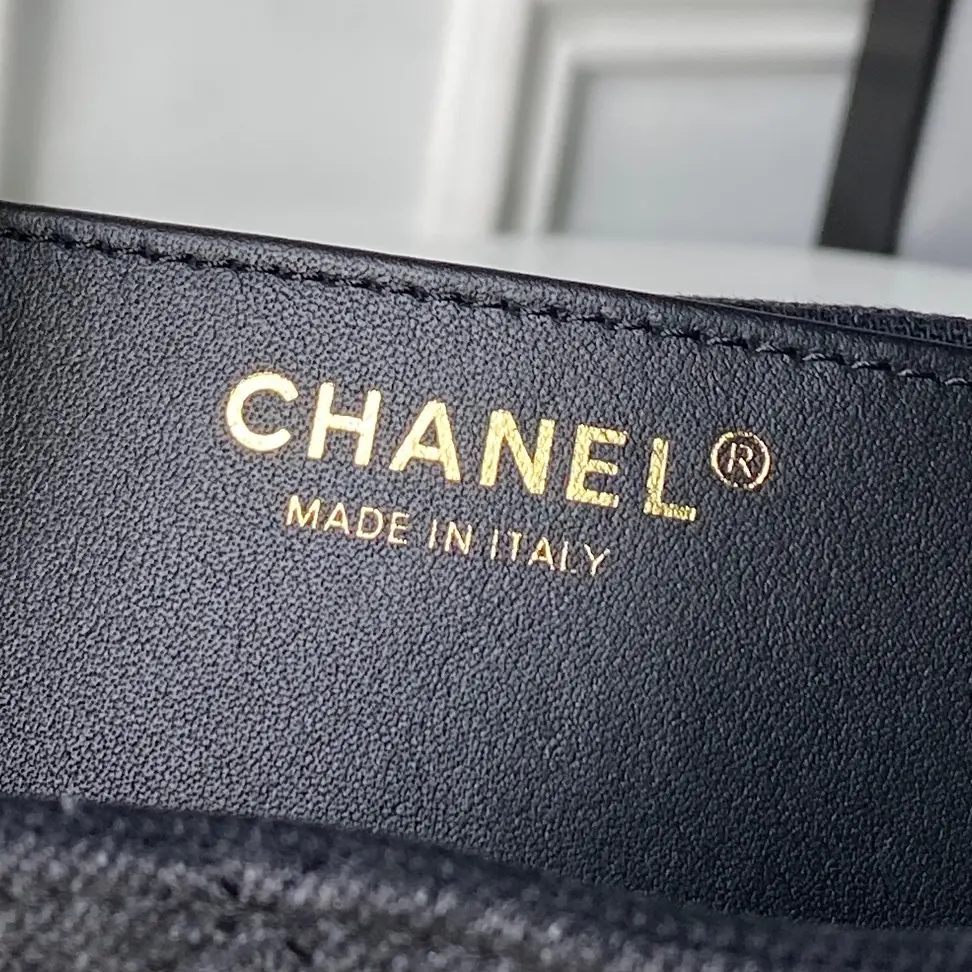 Chanel Style Leather Hobo Bag Bags Hobo Bag detail image 8 from source 764344