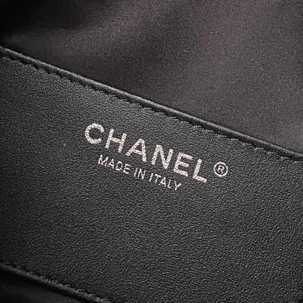 Chanel Style Leather Hobo Bag Bags Hobo Bag detail image 9 from source 764346