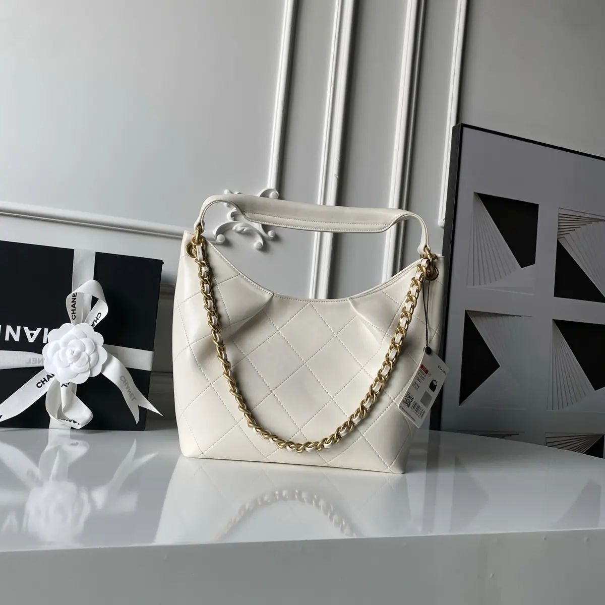 Chanel Style Leather Hobo Bag Bags Hobo Bag detail image 2 from source 764375