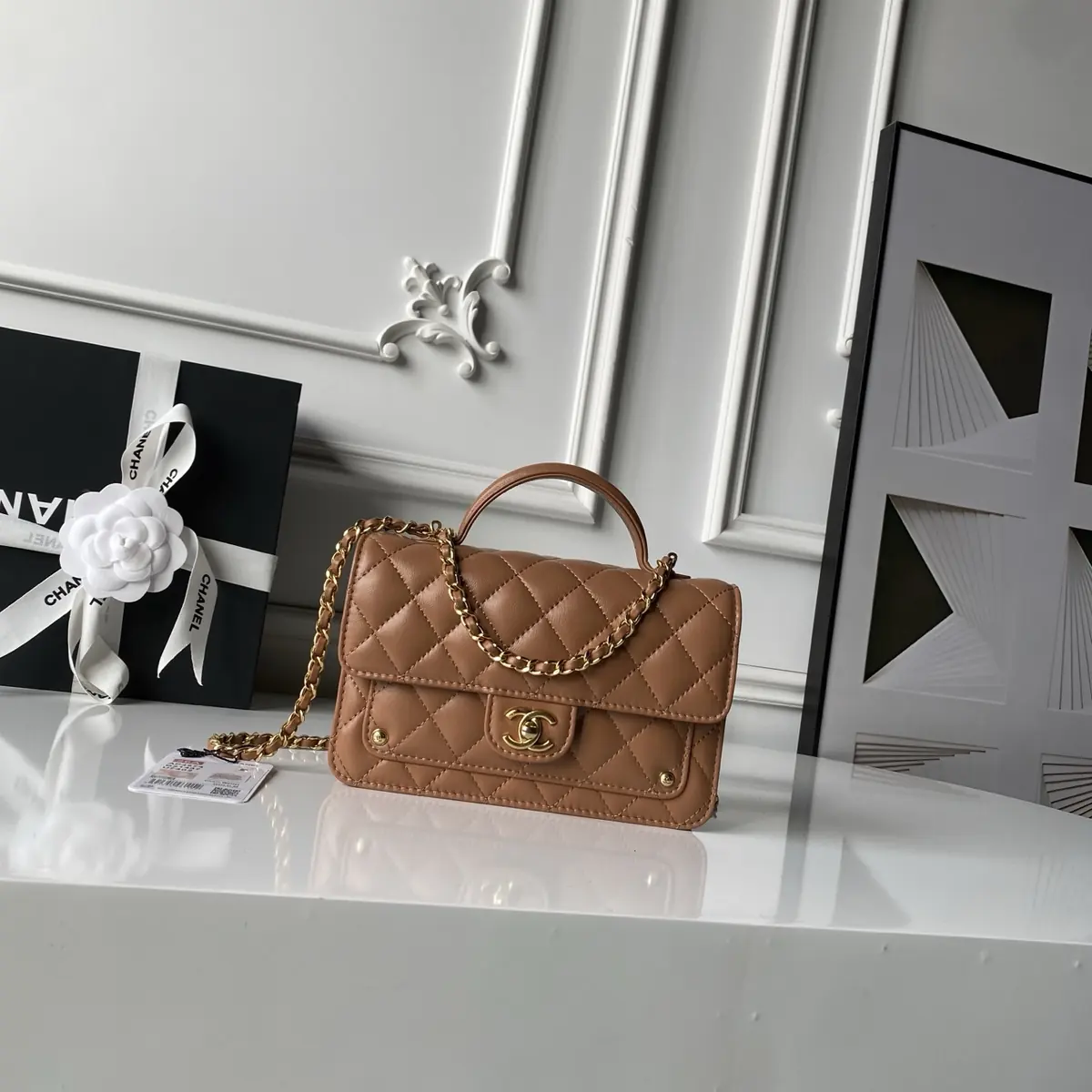 Chanel Style Leather Messenger Bag Bags Messenger Bag detail image 1 from source 764386
