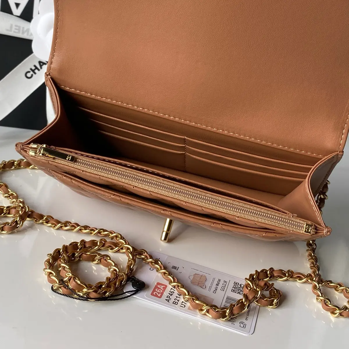 Chanel Style Leather Messenger Bag Bags Messenger Bag detail image 6 from source 764386