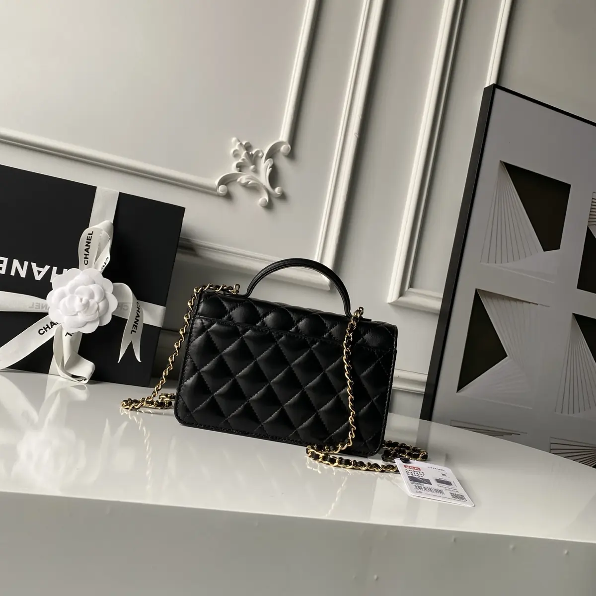 Chanel Style Leather Messenger Bag Bags Messenger Bag detail image 2 from source 764387