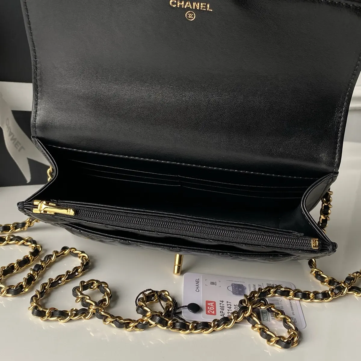 Chanel Style Leather Messenger Bag Bags Messenger Bag detail image 9 from source 764387