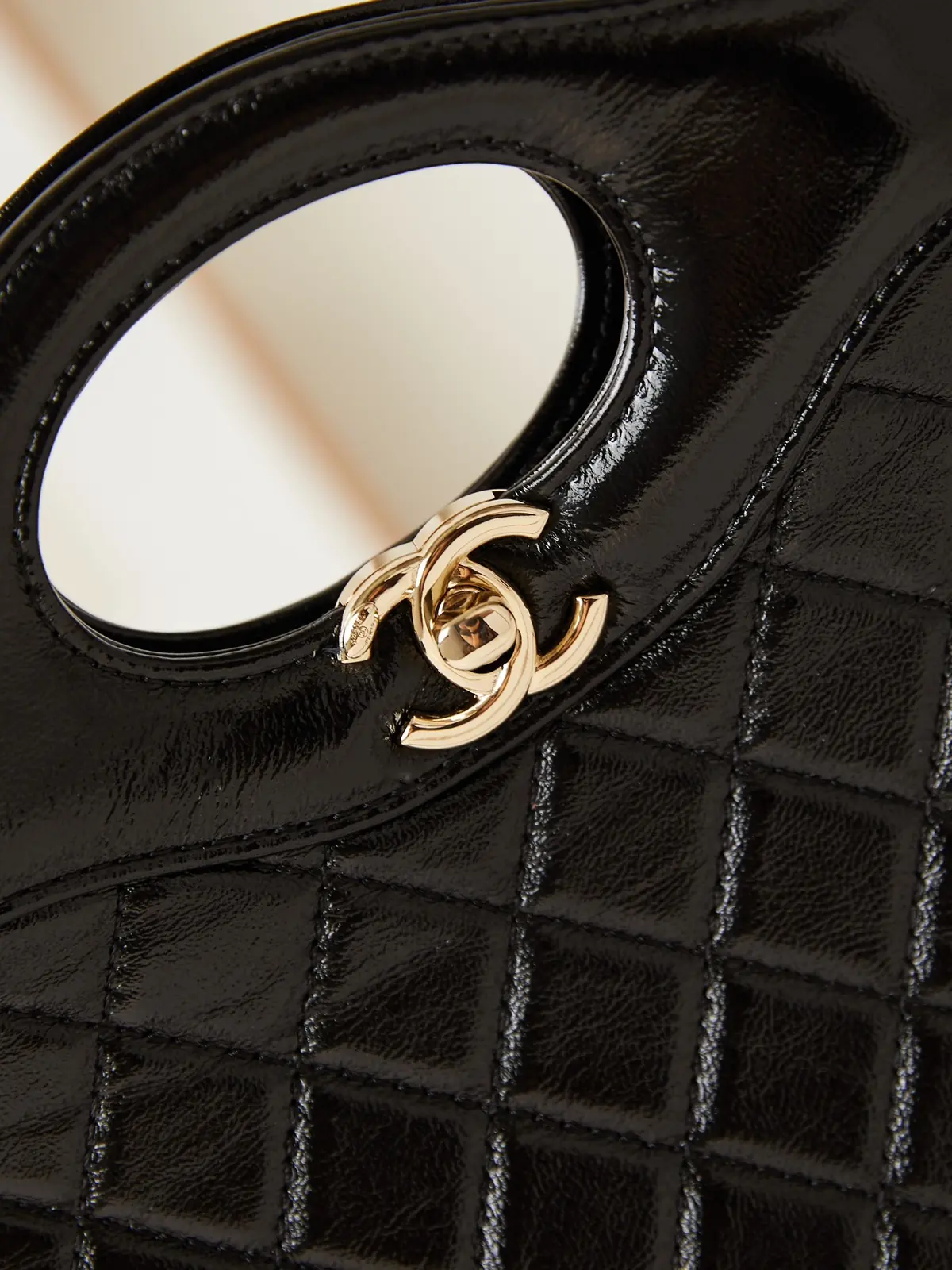 Chanel Style Leather Shoulder Bag Lookbook Reference image 2