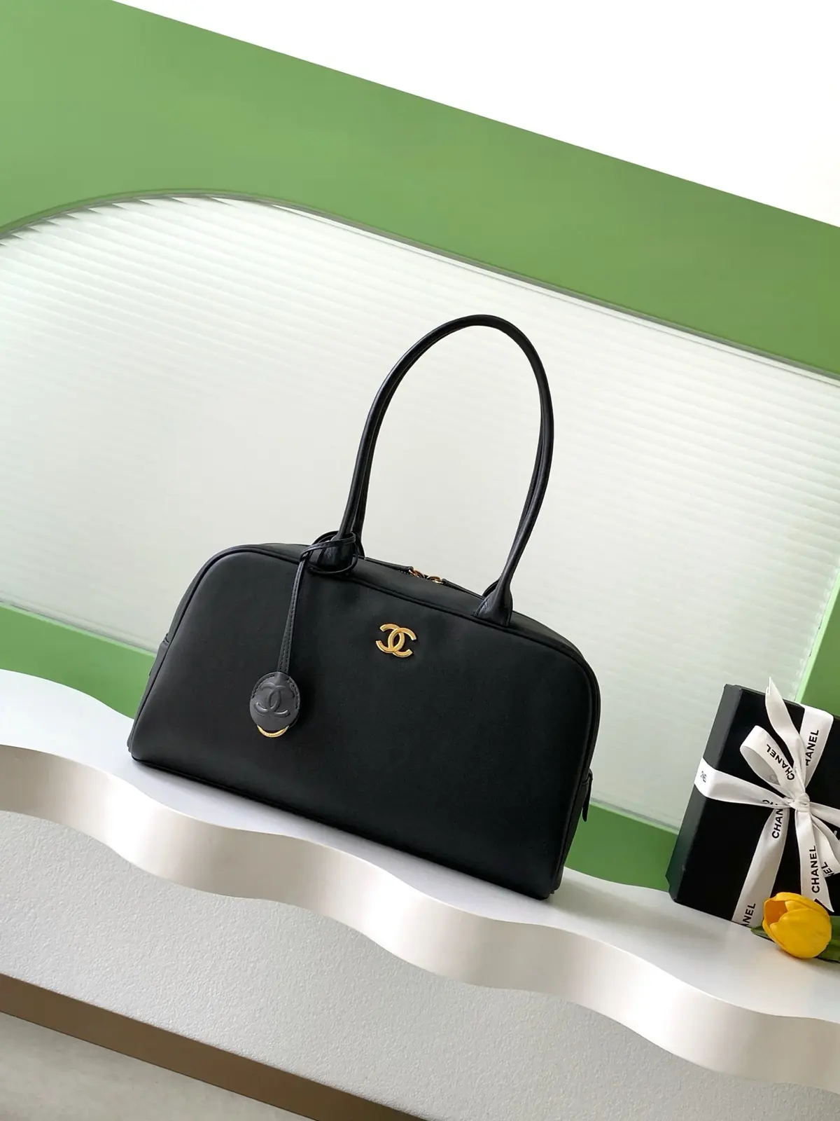 Chanel Style Leather Shoulder Bag Lookbook Reference image 1