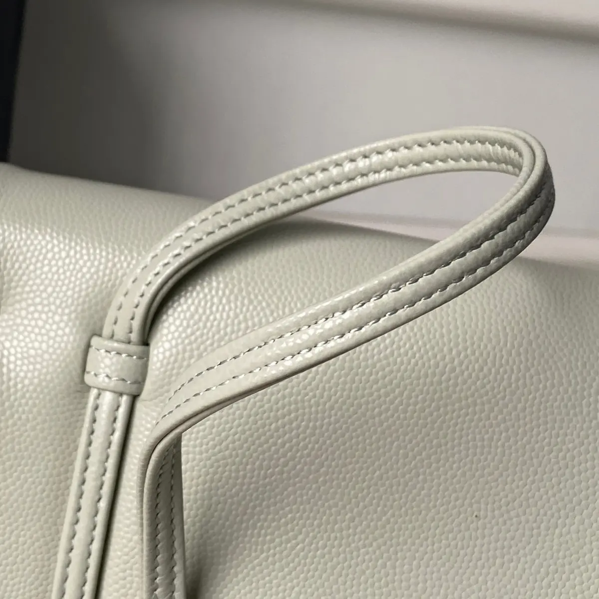 Chanel Style Leather Shoulder Bag Lookbook Reference image 4