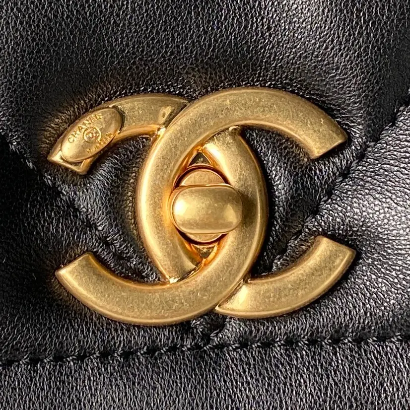Chanel Style Leather Tote Bag Bags Tote Bag detail image 3 from source 764389