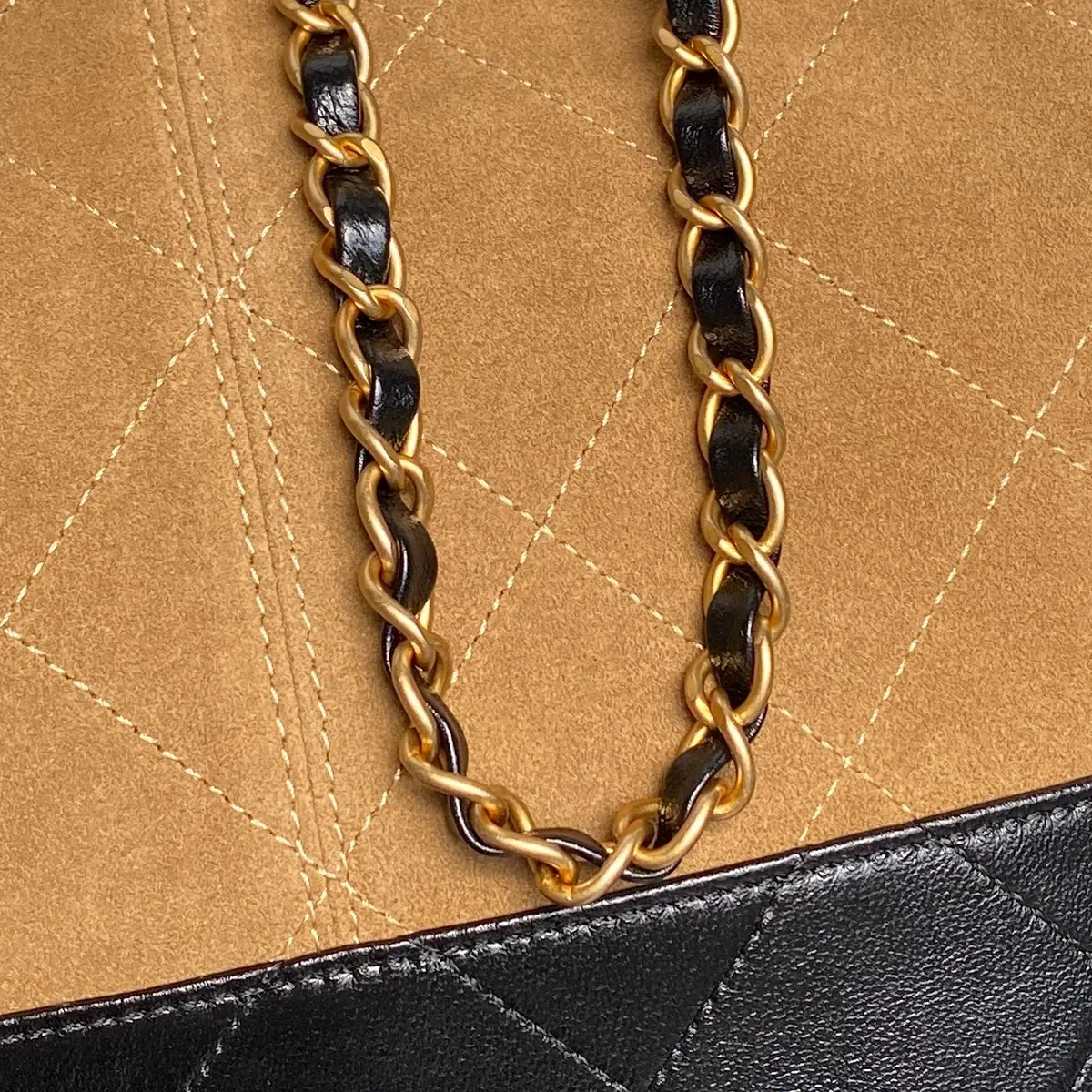 Chanel Style Leather Tote Bag Lookbook Reference image 5