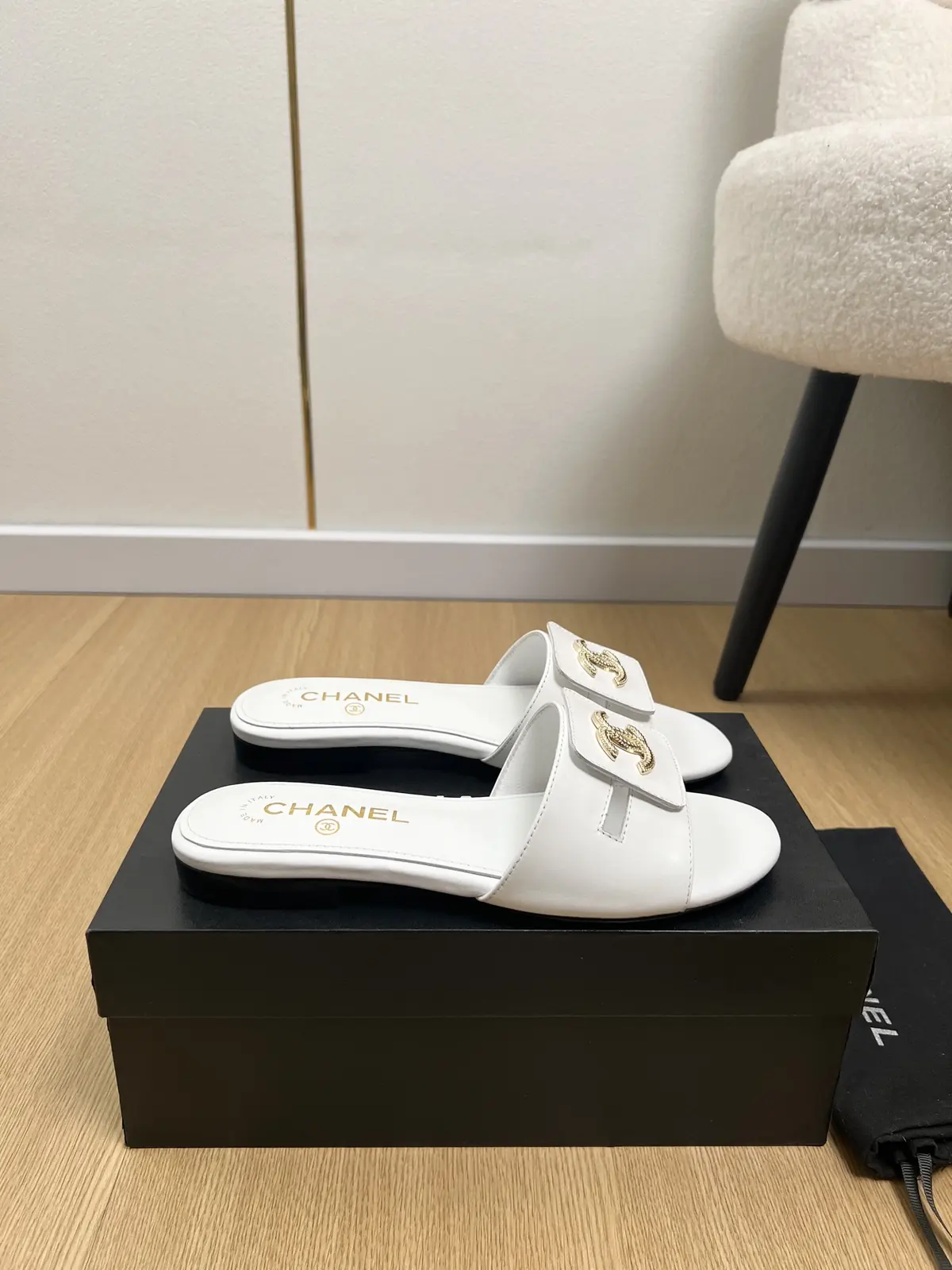 Chanel Style Leather Women's Shoes Lookbook Reference image 2