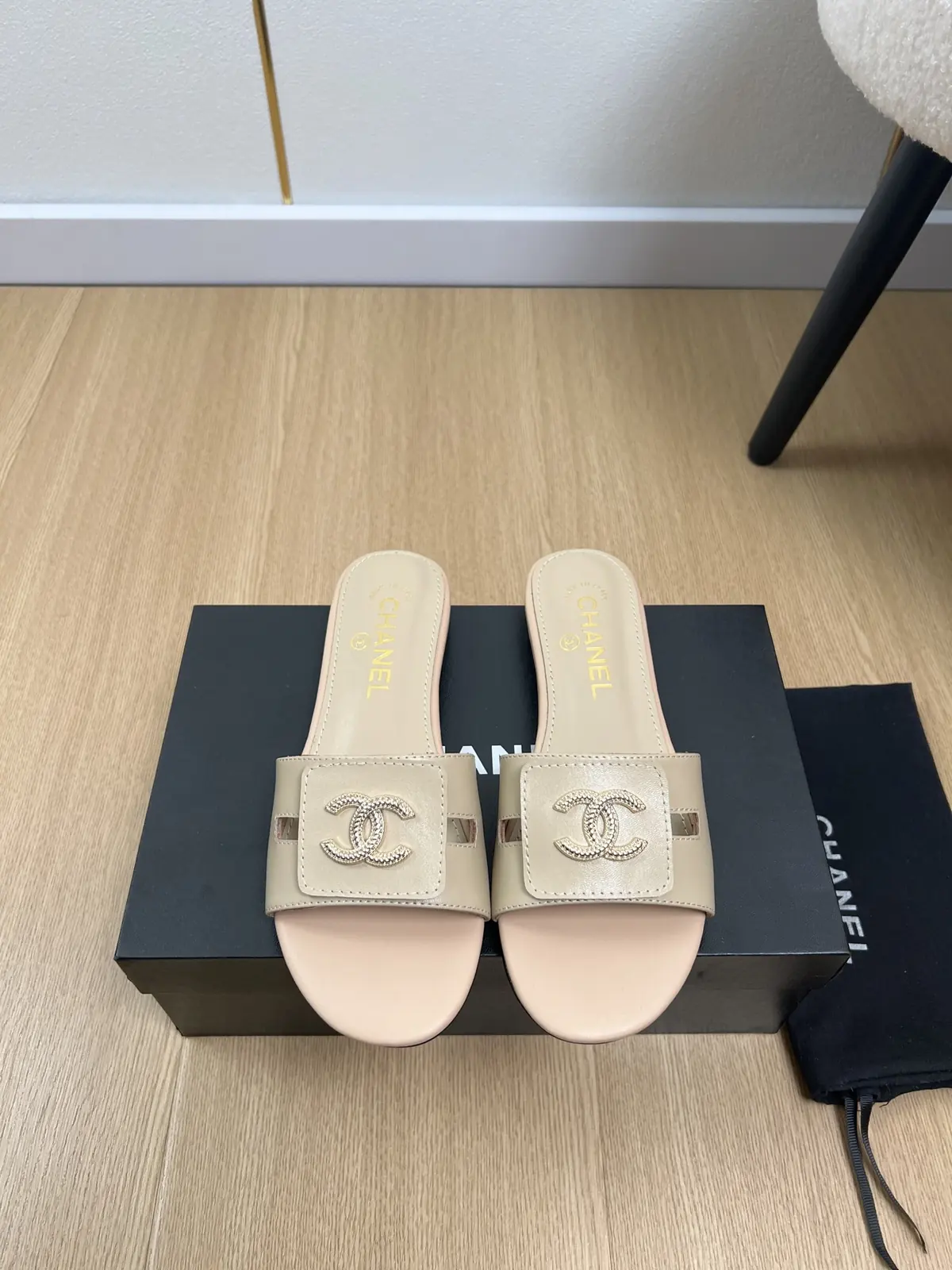 Chanel Style Leather Women's Shoes Lookbook Reference image 1