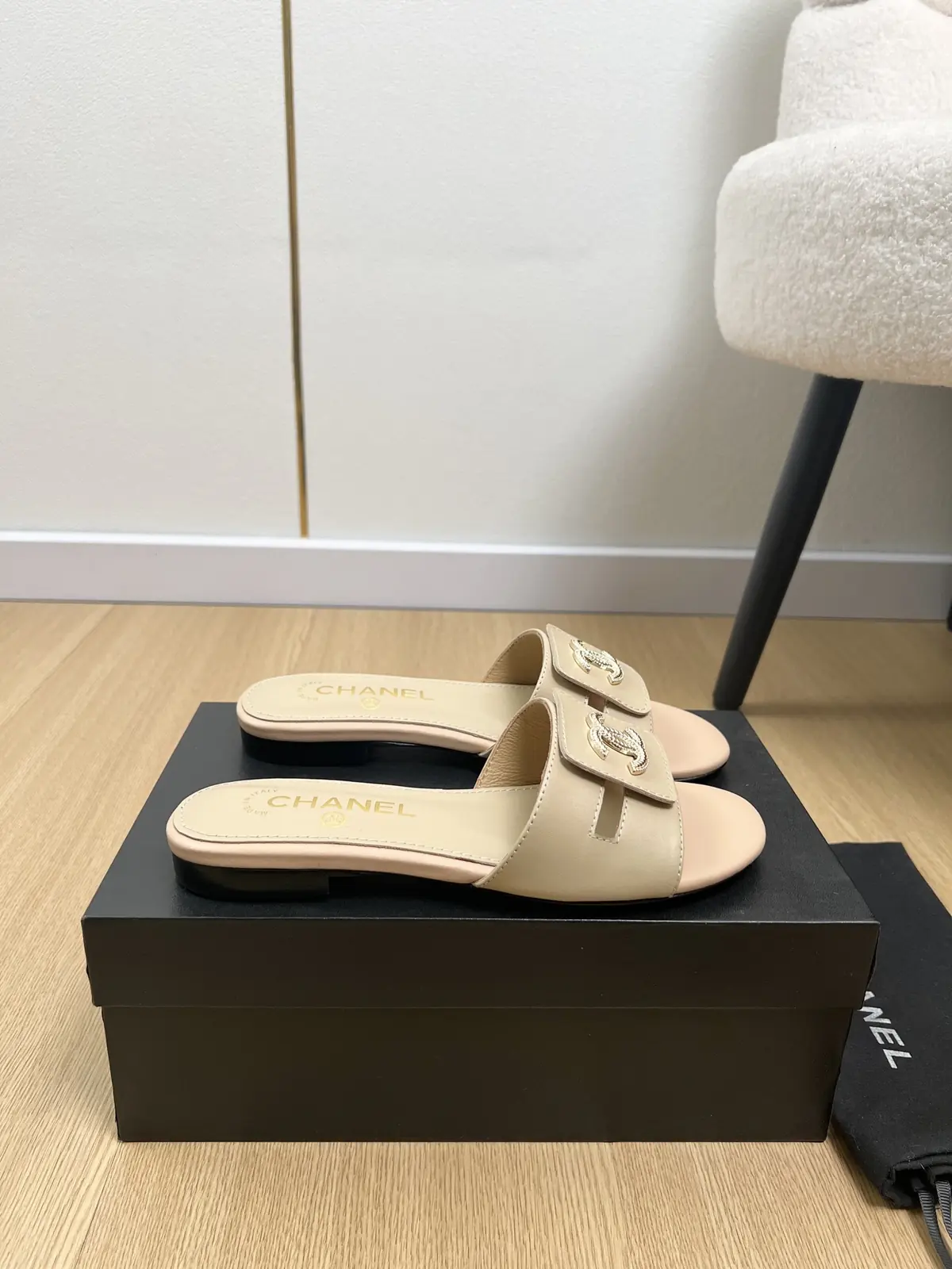 Chanel Style Leather Women's Shoes Lookbook Reference image 2