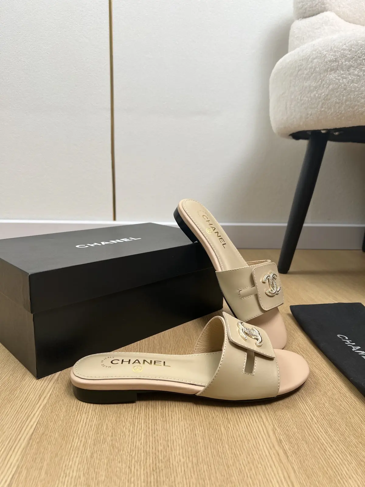 Chanel Style Leather Women's Shoes Lookbook Reference image 4
