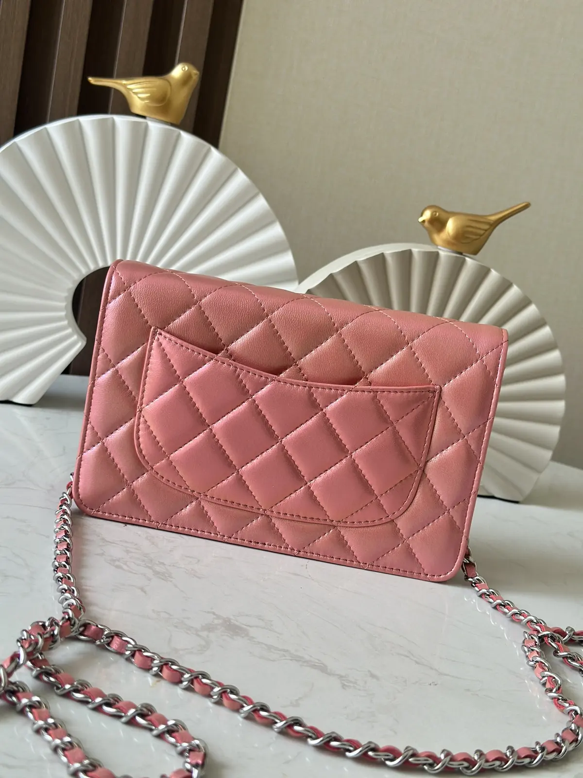 Chanel Style Pink Leather Wallet Lookbook Reference image 4