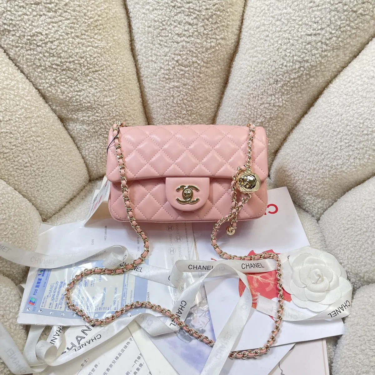 Chanel Style Pink Shoulder Bag Lookbook Reference image 1