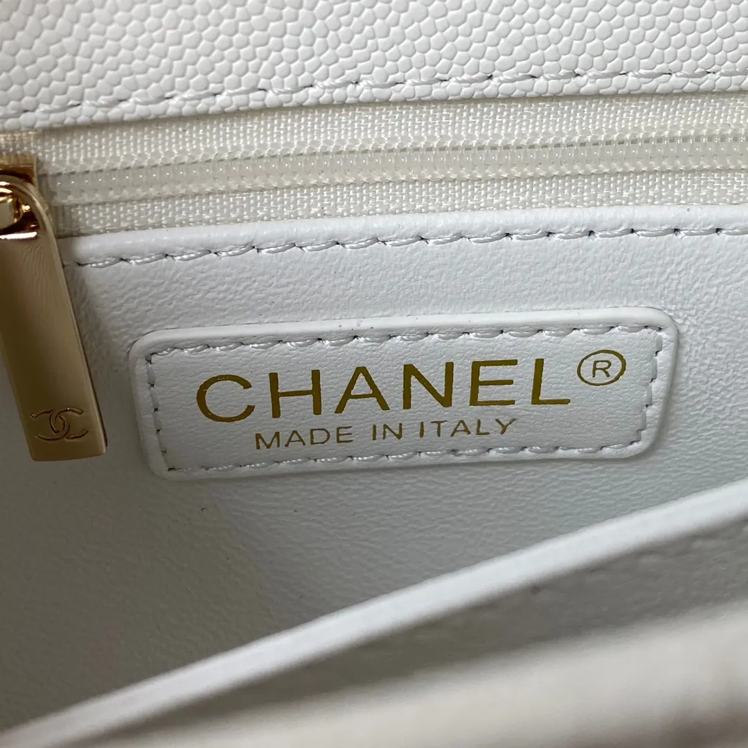 Chanel Style Red Leather Top Handle Bag Bags Top Handle Bag detail image 7 from source 764357