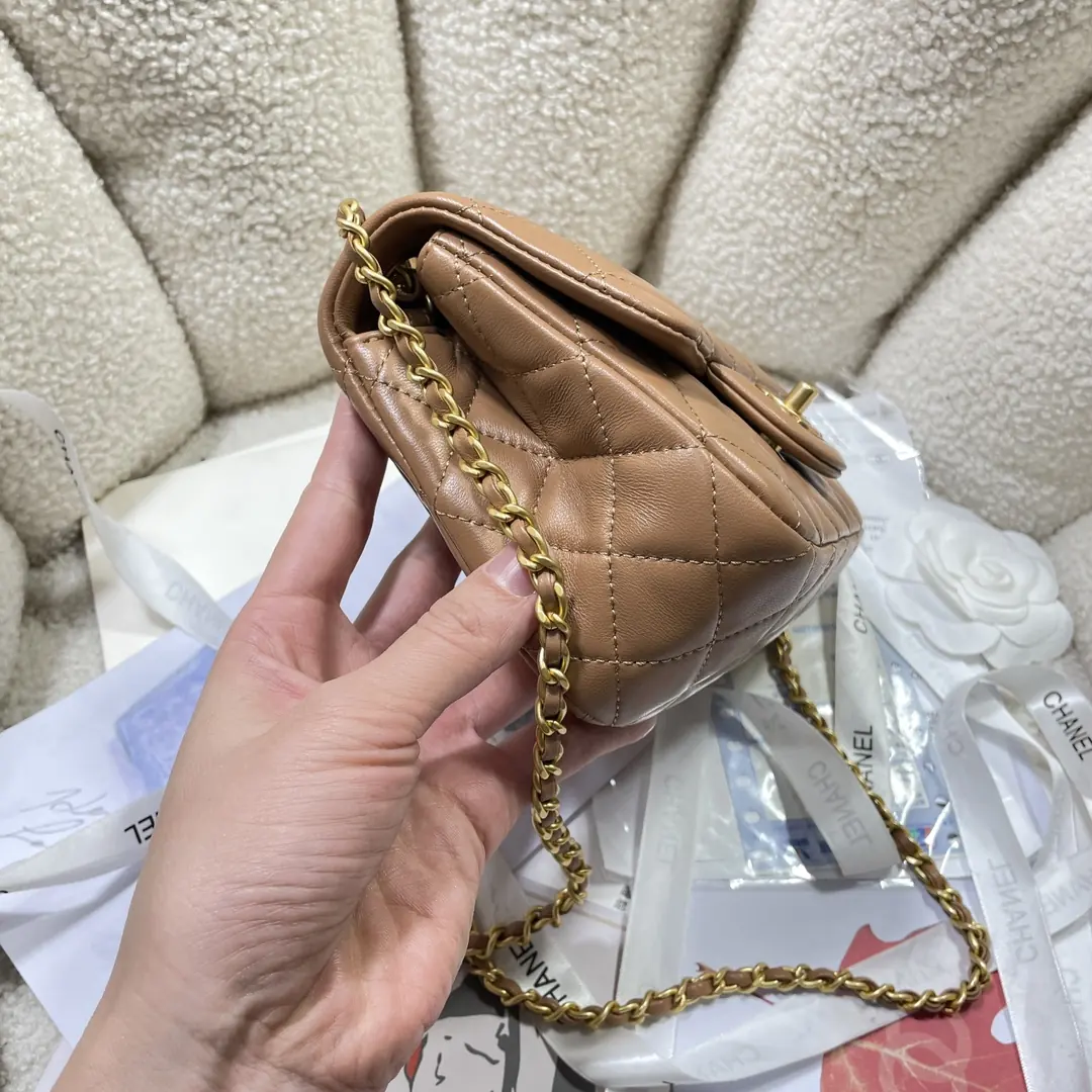Chanel Style Shoulder Bag Lookbook Reference image 3