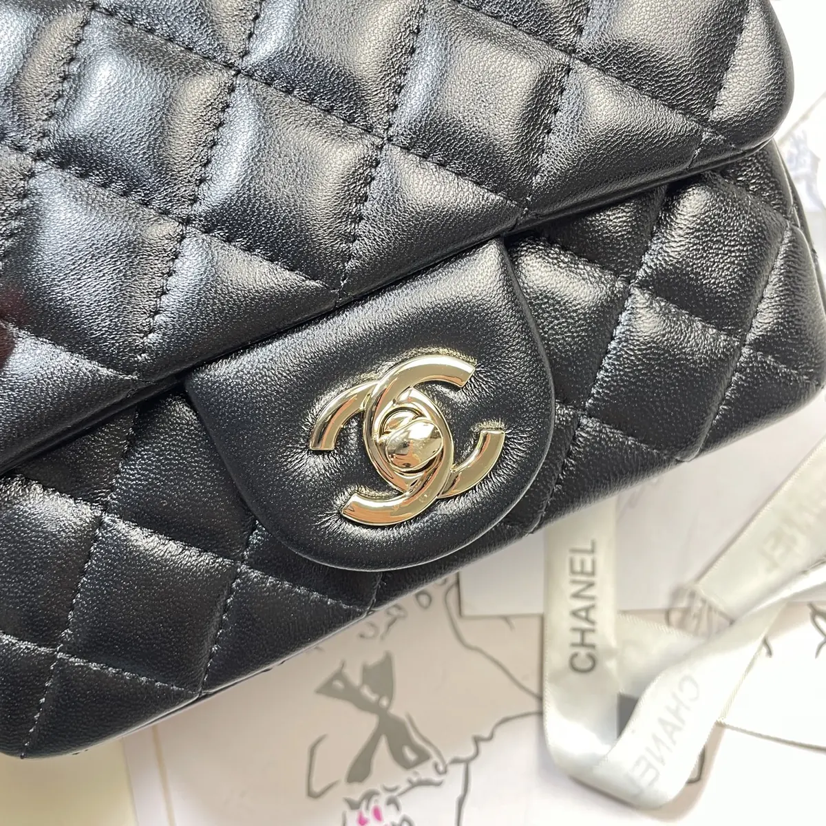 Chanel Style Shoulder Bag Lookbook Reference image 6
