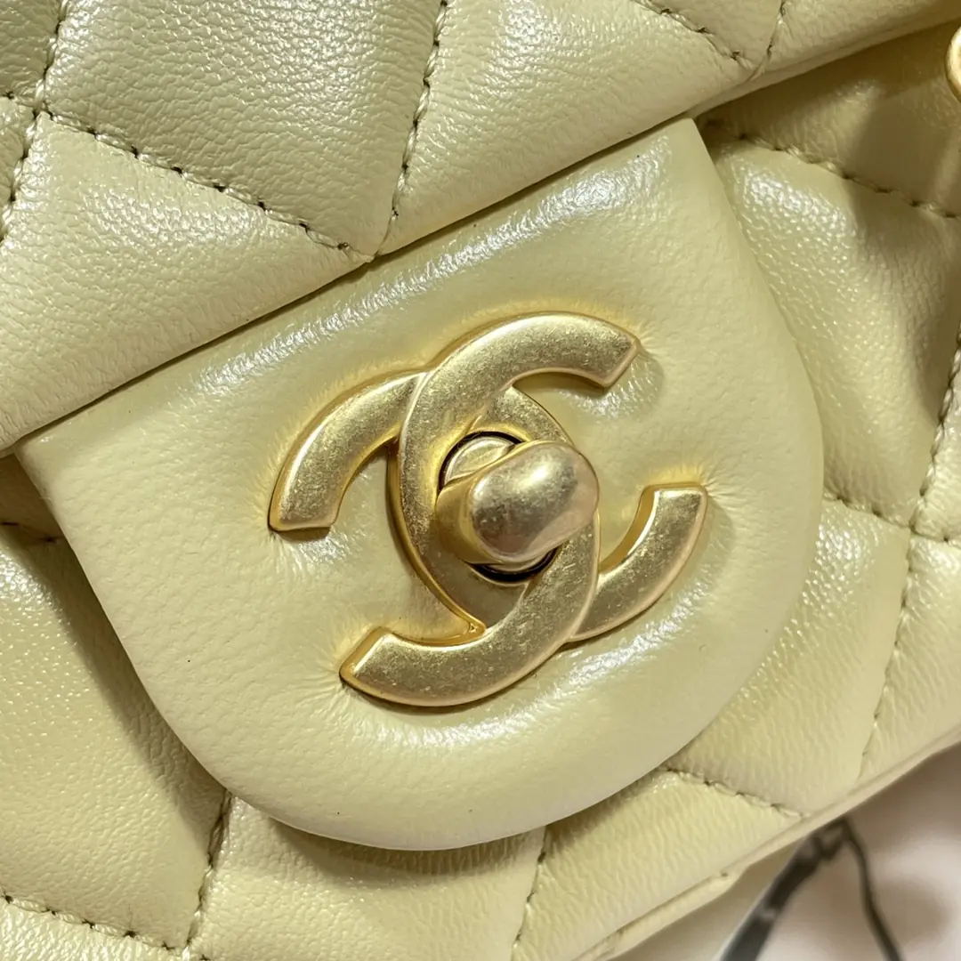 Chanel Style Shoulder Bag Lookbook Reference image 6