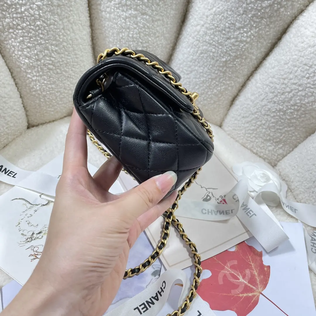 Chanel Style Shoulder Bag Lookbook Reference image 3