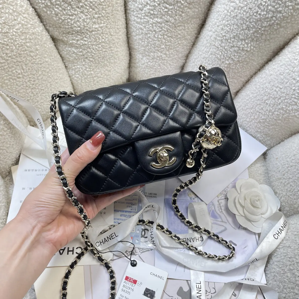 Chanel Style Shoulder Bag Lookbook Reference image 2