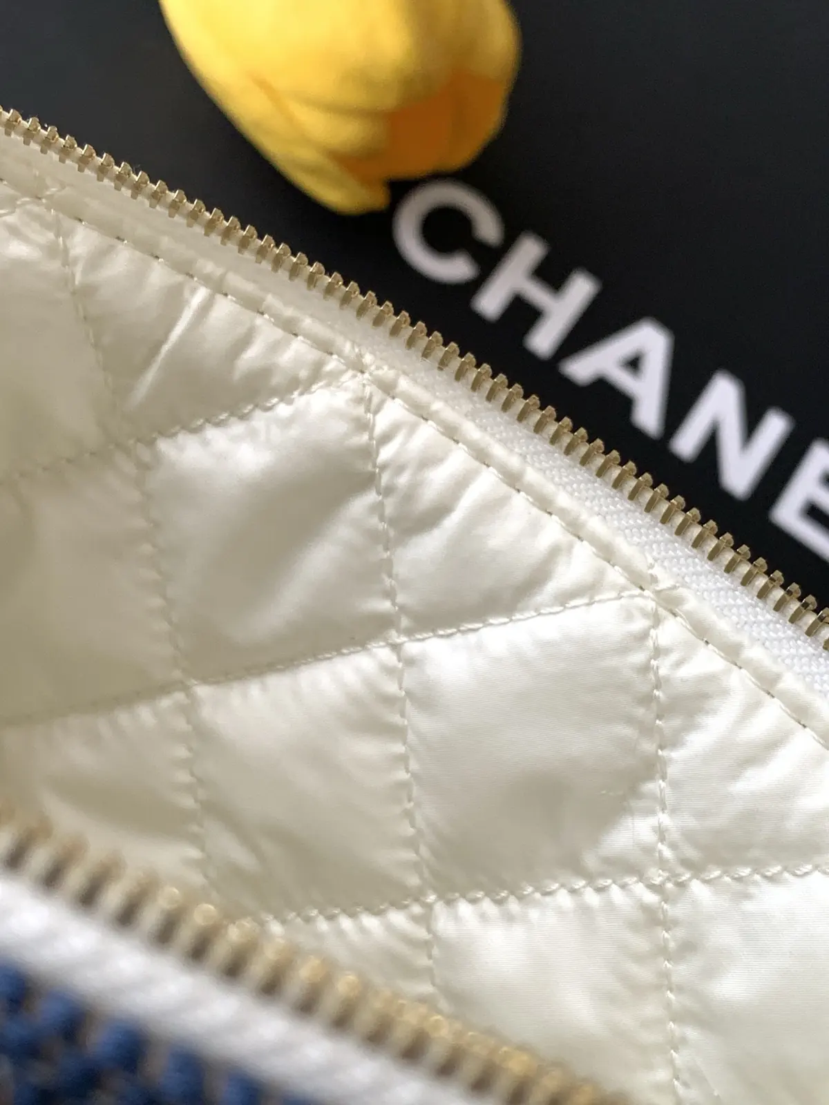 Chanel Style White Card Holder Bags Card Holder detail image 7 from source 765805