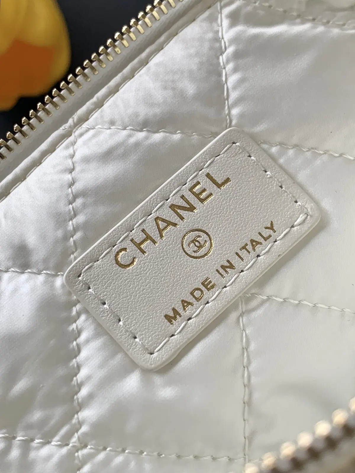 Chanel Style White Card Holder Bags Card Holder detail image 9 from source 765805