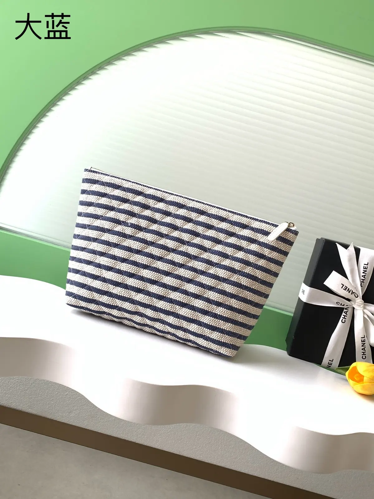 Chanel Style White Card Holder Bags Card Holder detail image 3 from source 765806