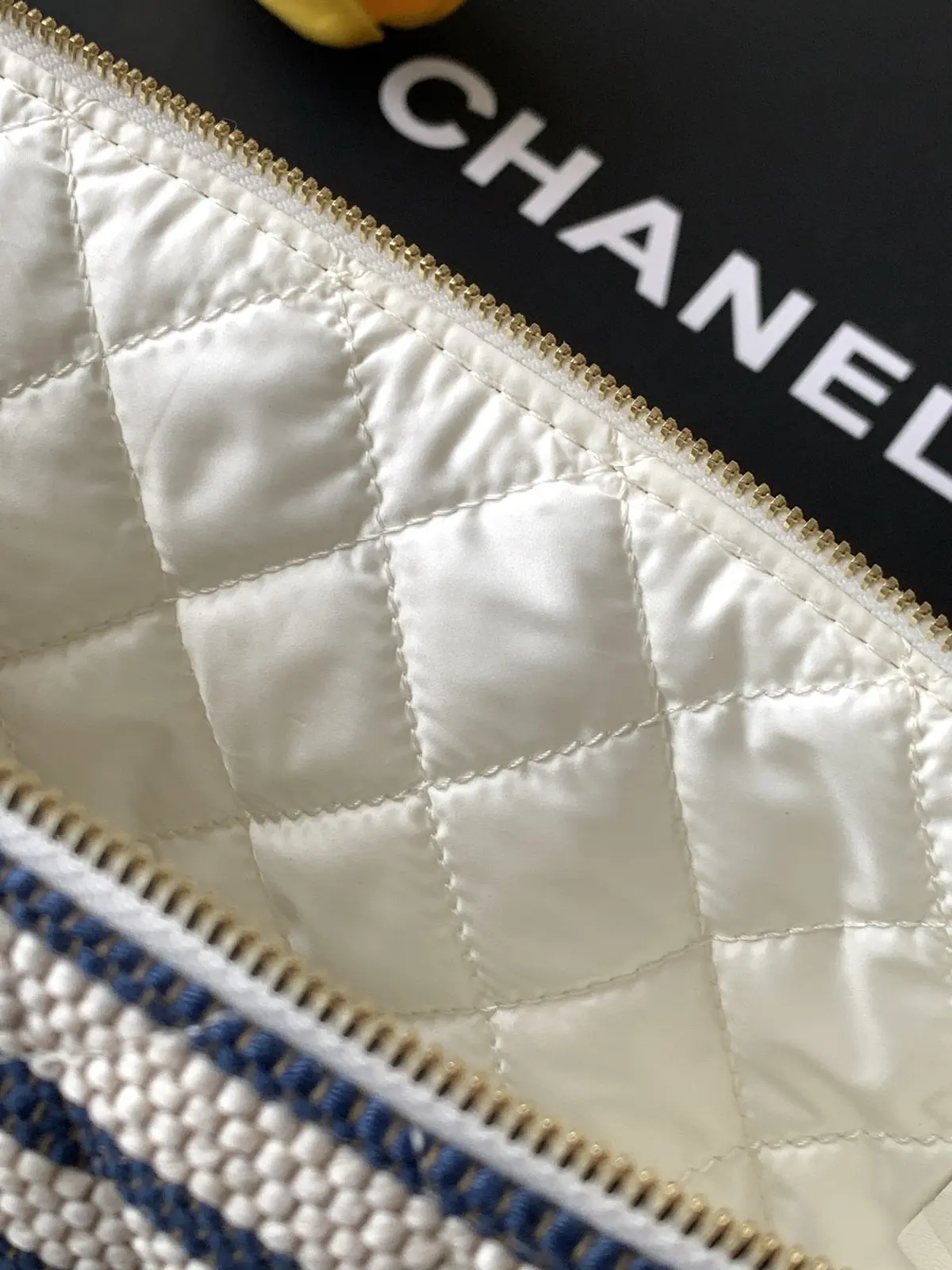 Chanel Style White Card Holder Bags Card Holder detail image 8 from source 765806