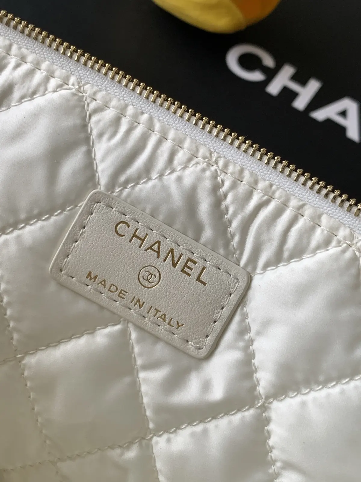 Chanel Style White Card Holder Bags Card Holder detail image 9 from source 765806