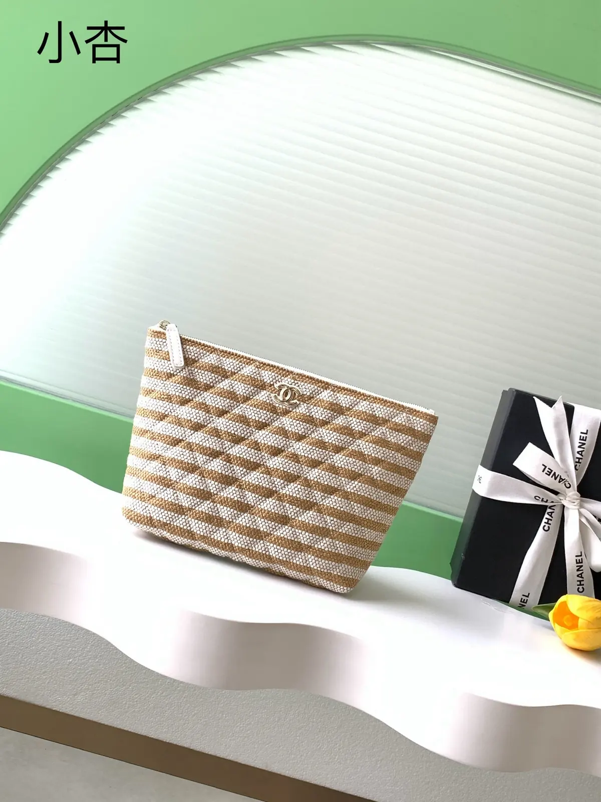 Chanel Style White Card Holder Bags Card Holder detail image 1 from source 765807