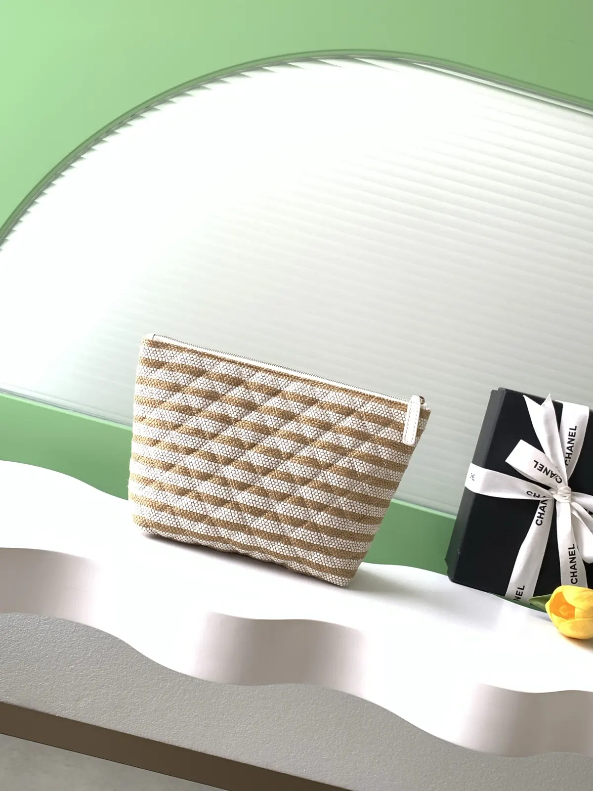 Chanel Style White Card Holder Bags Card Holder detail image 3 from source 765807