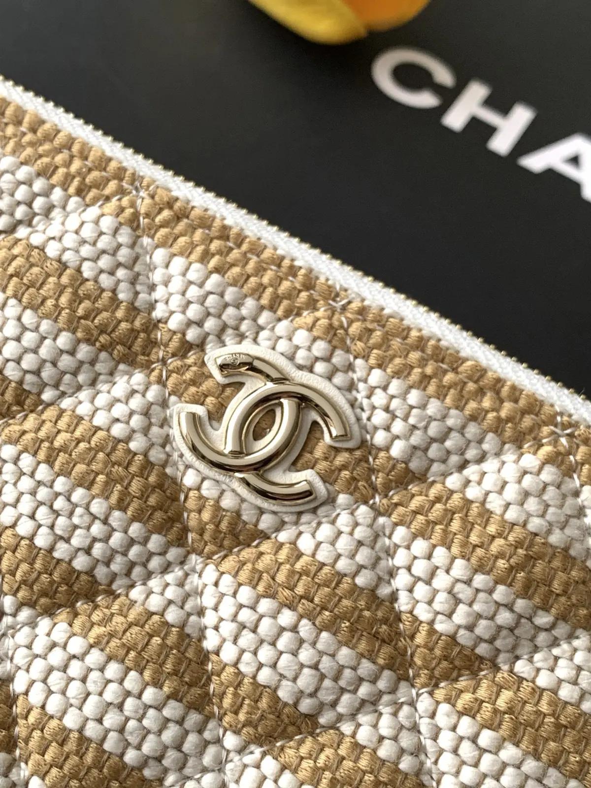 Chanel Style White Card Holder Bags Card Holder detail image 5 from source 765807