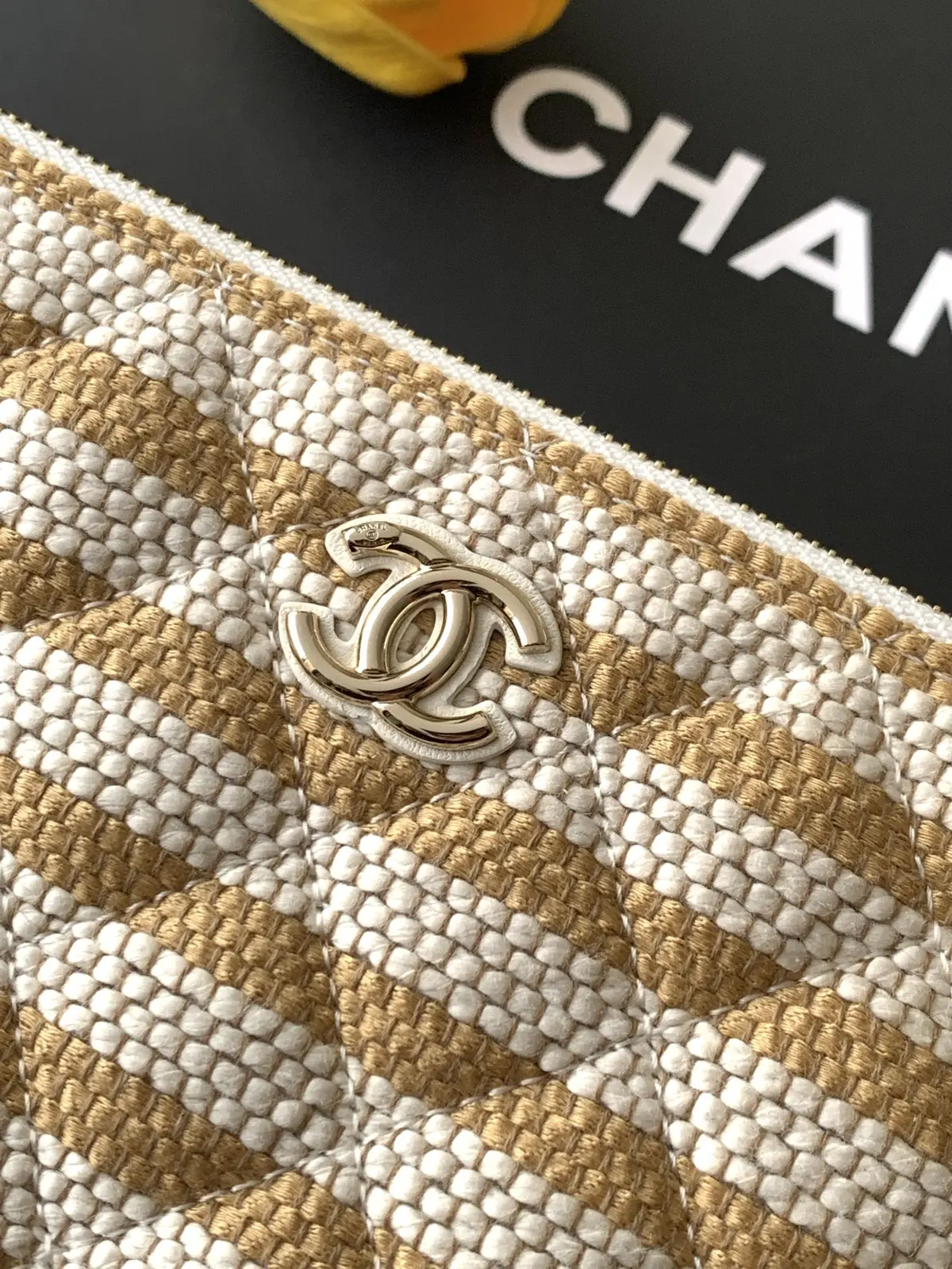 Chanel Style White Card Holder Bags Card Holder detail image 5 from source 765808