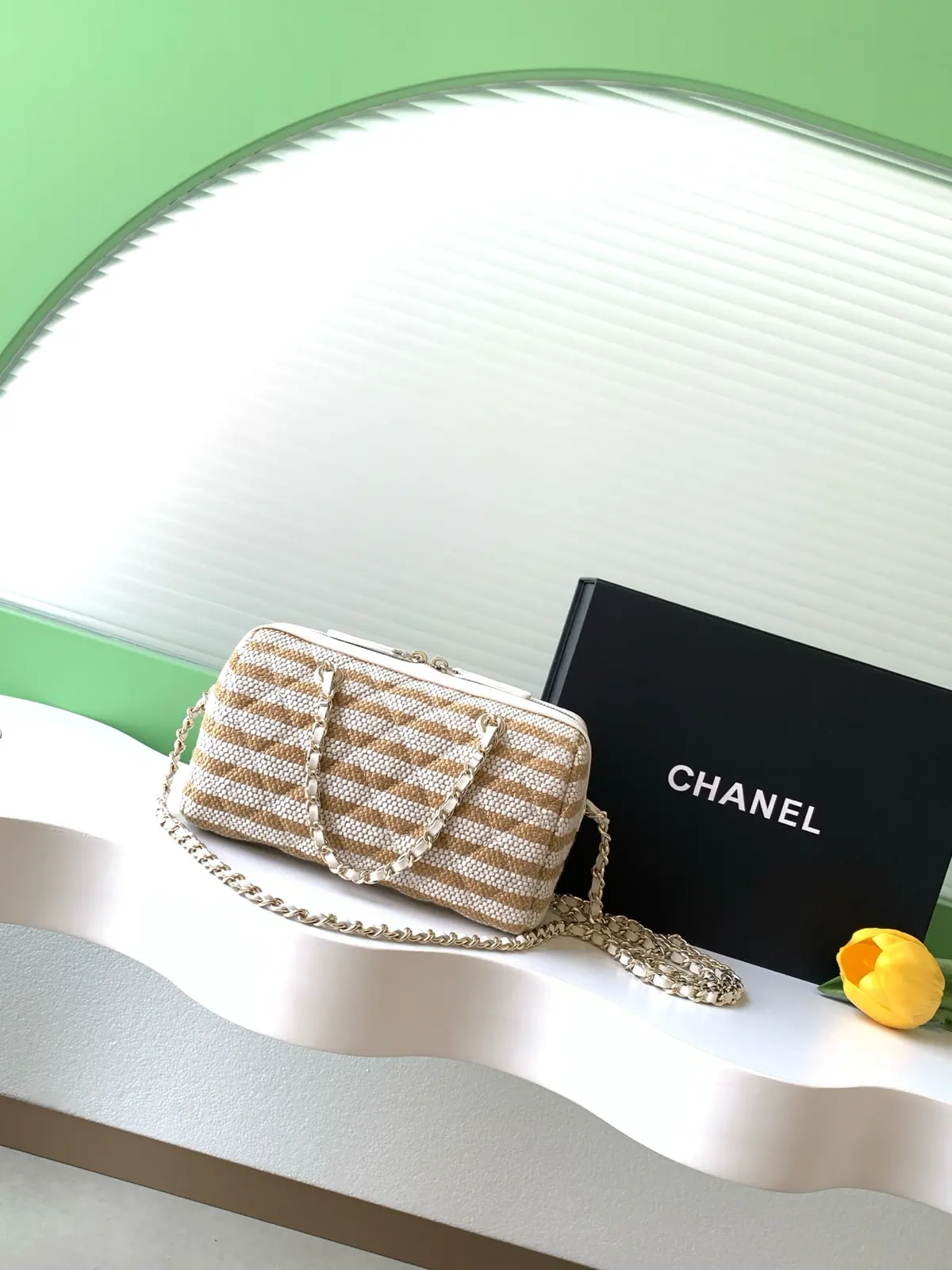 Chanel Style White Crossbody Bag Bags Crossbody Bag detail image 3 from source 765803