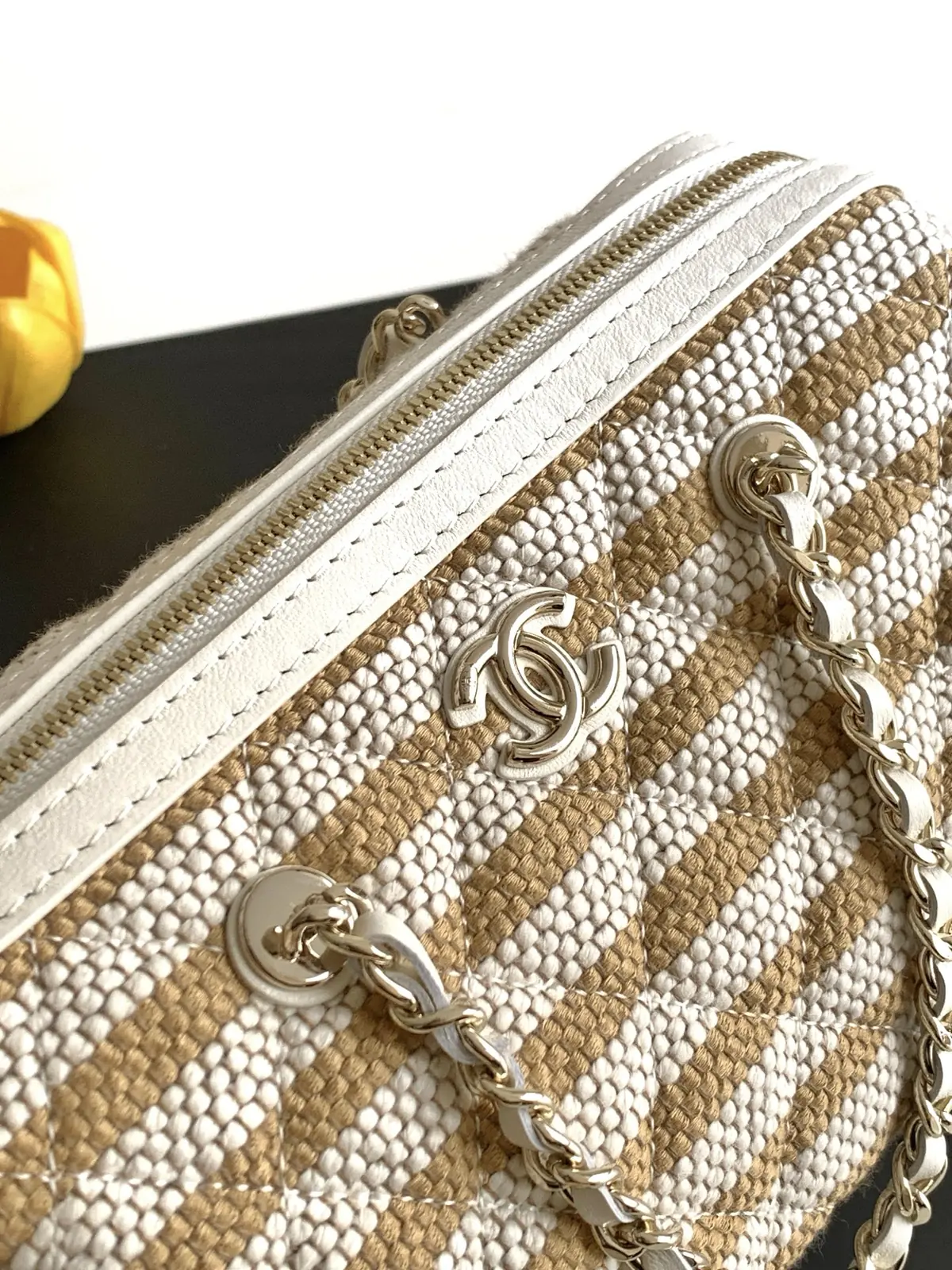Chanel Style White Crossbody Bag Bags Crossbody Bag detail image 5 from source 765803