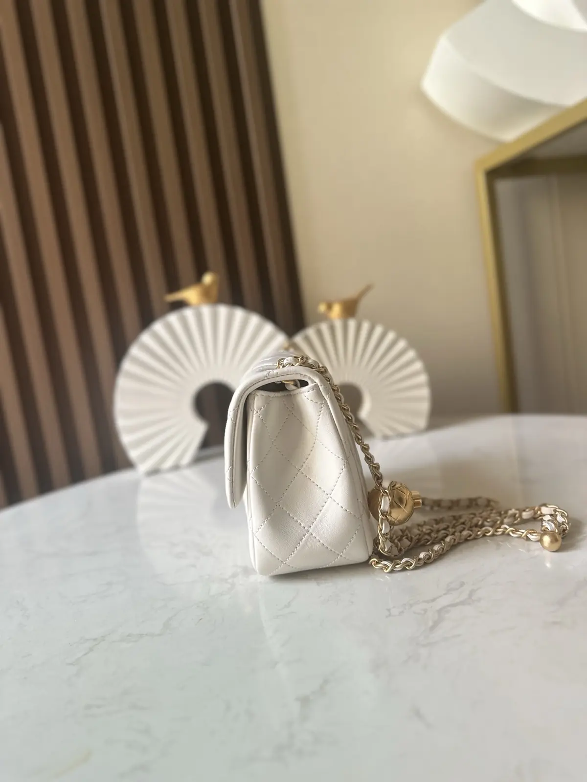 Chanel Style White Crossbody Bag Lookbook Reference image 2