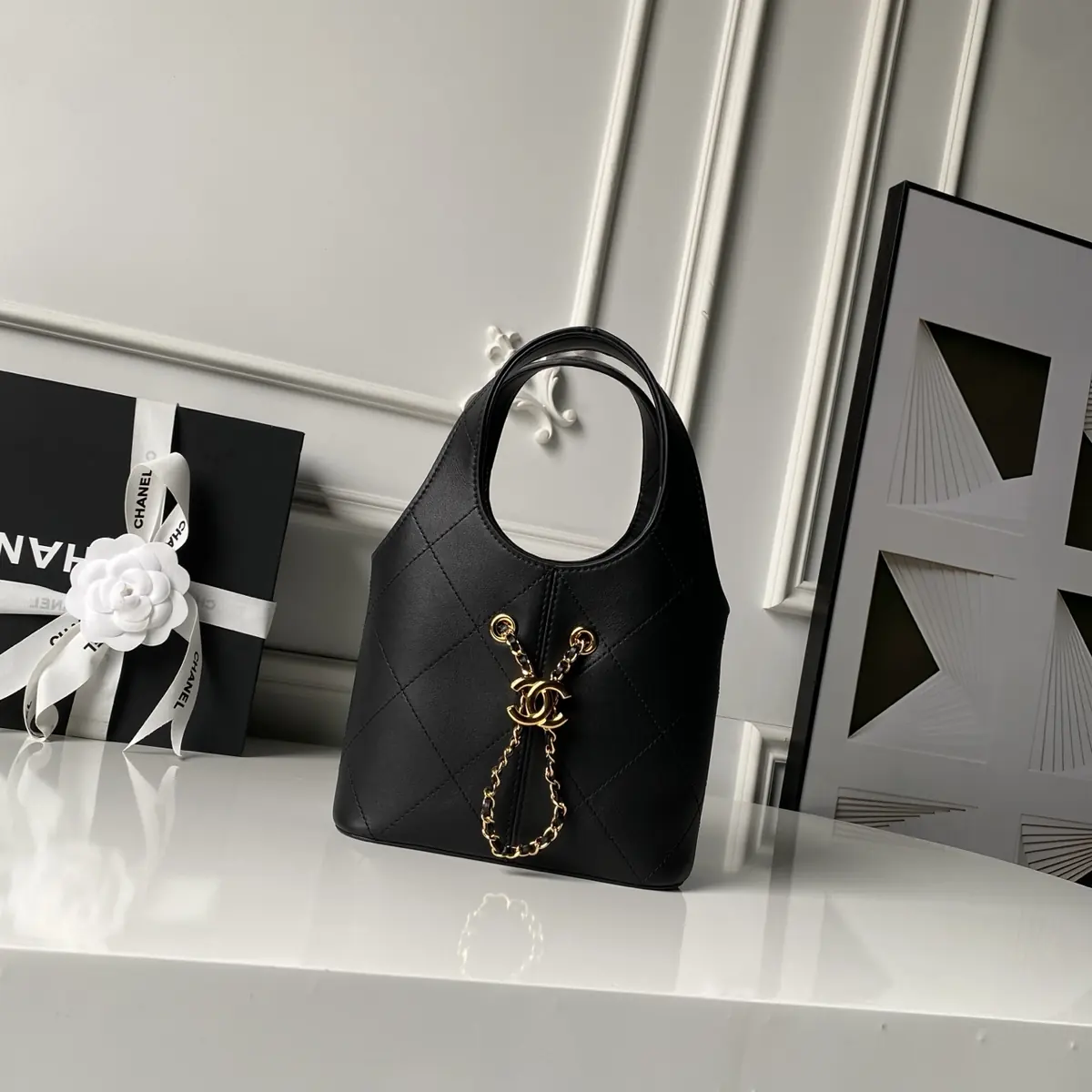 Chanel Style White Leather Hobo Bag Lookbook Reference image 1