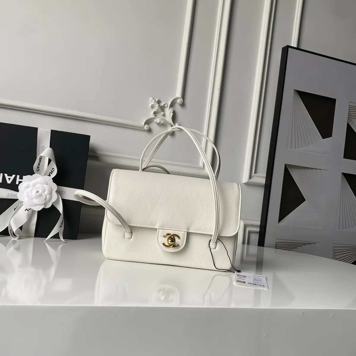 Chanel Style White Leather Shoulder Bag Lookbook Reference image 1